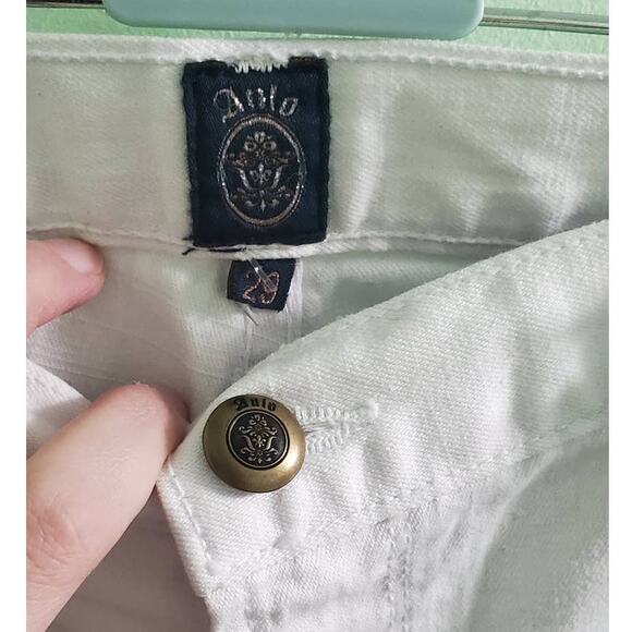 Anlo Stylish White Flare Leg Jeans with Braided Sides 29 TALL ~ DISCONTINUED - Picture 8 of 15